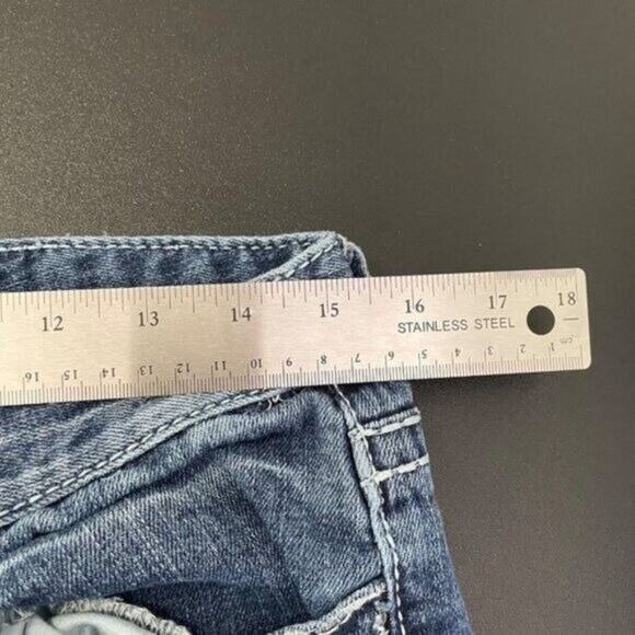 Maurices Womens Jeans Size 30 Premium Denim Blue Dark Wash Bootcut Embroidered - Picture 3 of 14